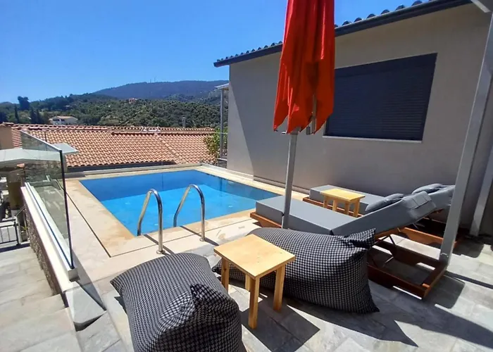 Stavros Luxury Apartment